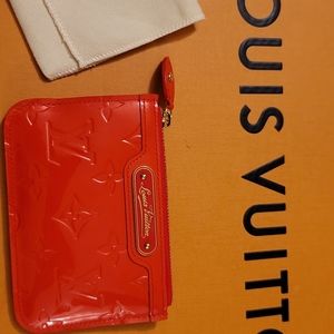 Louis vuitton card holder